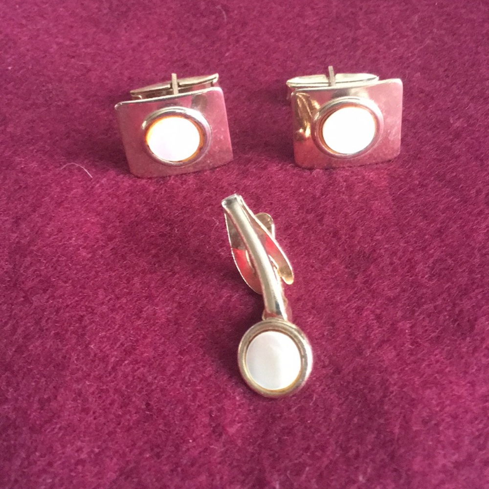 Vintage cuff link & tie clip set